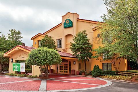 Hotel Budget & Atlanta Stadium