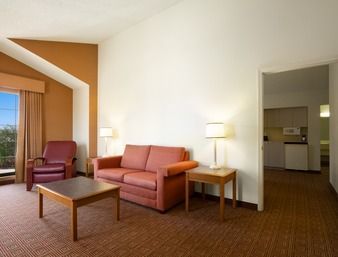 Budget & Atlanta Stadium 3*