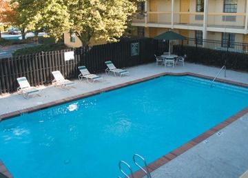 Budget & Atlanta Stadium Hotel